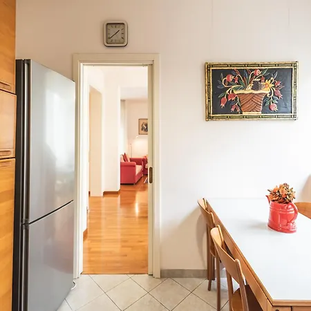 Apartment Royale Melody - Near The Historical Centre Of *